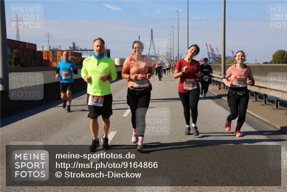 03.10.2025 - Köhlbrandbrückenlauf Strokosch-Dieckow http://msf.ph/oto/9164866 03.10.2025 13:11:35 Position 3 6287, 5354, 4948, 5515 meine-sportfotos.de