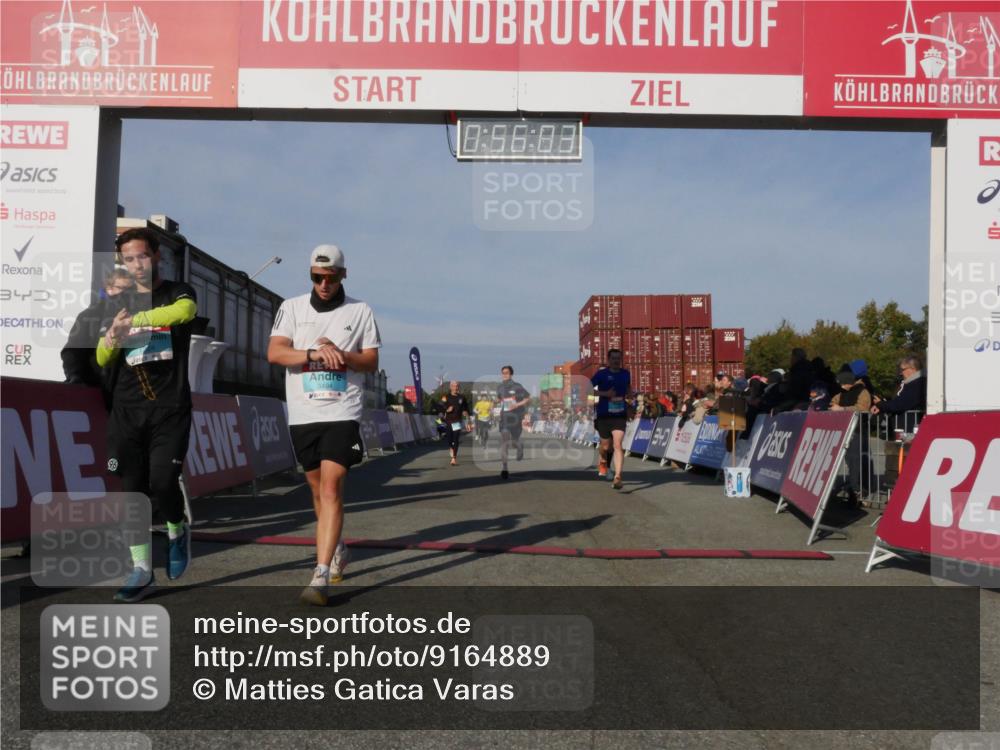 03.10.2025 - Köhlbrandbrückenlauf Matties Gatica Varas http://msf.ph/oto/9164889 03.10.2025 09:56:05 Ziel 1020, 1036, 1095, 3143, 3181, 3223, 3249, 3332 meine-sportfotos.de