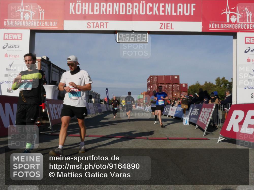 03.10.2025 - Köhlbrandbrückenlauf Matties Gatica Varas http://msf.ph/oto/9164890 03.10.2025 09:56:05 Ziel 1020, 1036, 1095, 3143, 3181, 3223, 3249, 3332 meine-sportfotos.de