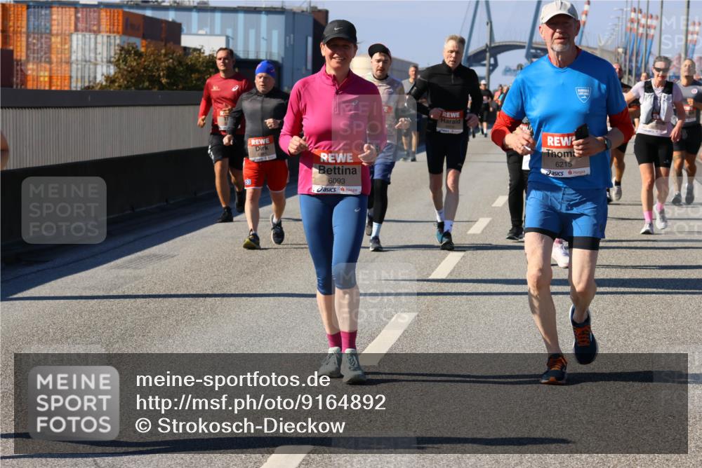 03.10.2025 - Köhlbrandbrückenlauf Strokosch-Dieckow http://msf.ph/oto/9164892 03.10.2025 13:11:50 Position 3 6093, 6215 meine-sportfotos.de