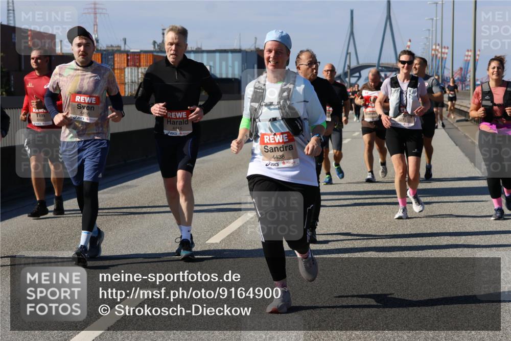 03.10.2025 - Köhlbrandbrückenlauf Strokosch-Dieckow http://msf.ph/oto/9164900 03.10.2025 13:11:55 Position 3 6460, 4416, 4415, 4438, 5273 meine-sportfotos.de