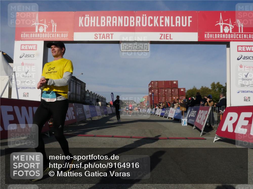 03.10.2025 - Köhlbrandbrückenlauf Matties Gatica Varas http://msf.ph/oto/9164916 03.10.2025 09:56:11 Ziel 1095, 1230, 3183, 3223, 3249, 3337, 3593, 3834 meine-sportfotos.de