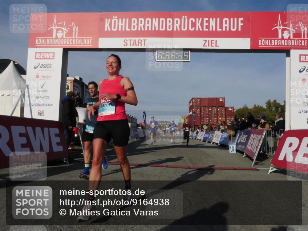 03.10.2025 - Köhlbrandbrückenlauf Matties Gatica Varas http://msf.ph/oto/9164938 03.10.2025 09:56:17 Ziel 1069, 1230, 3183, 3337, 3593, 3834 meine-sportfotos.de
