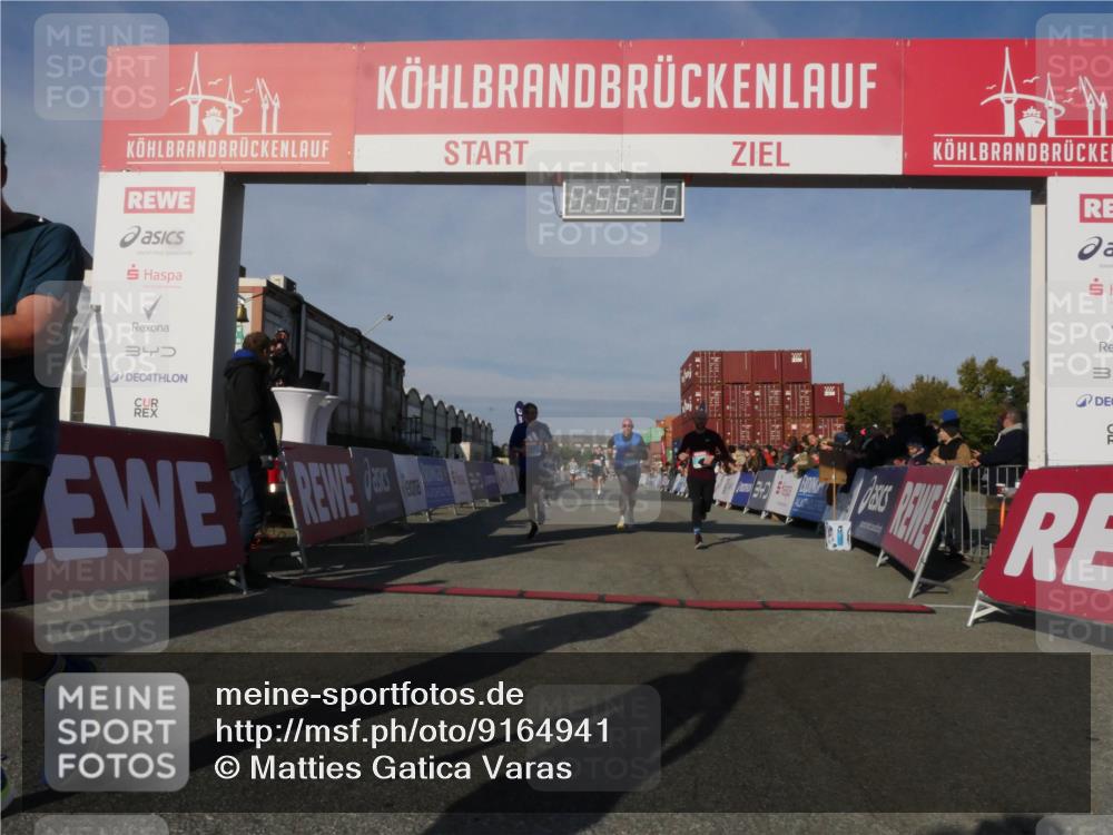 03.10.2025 - Köhlbrandbrückenlauf Matties Gatica Varas http://msf.ph/oto/9164941 03.10.2025 09:56:18 Ziel 1069, 1230, 3183, 3337, 3593, 3834 meine-sportfotos.de