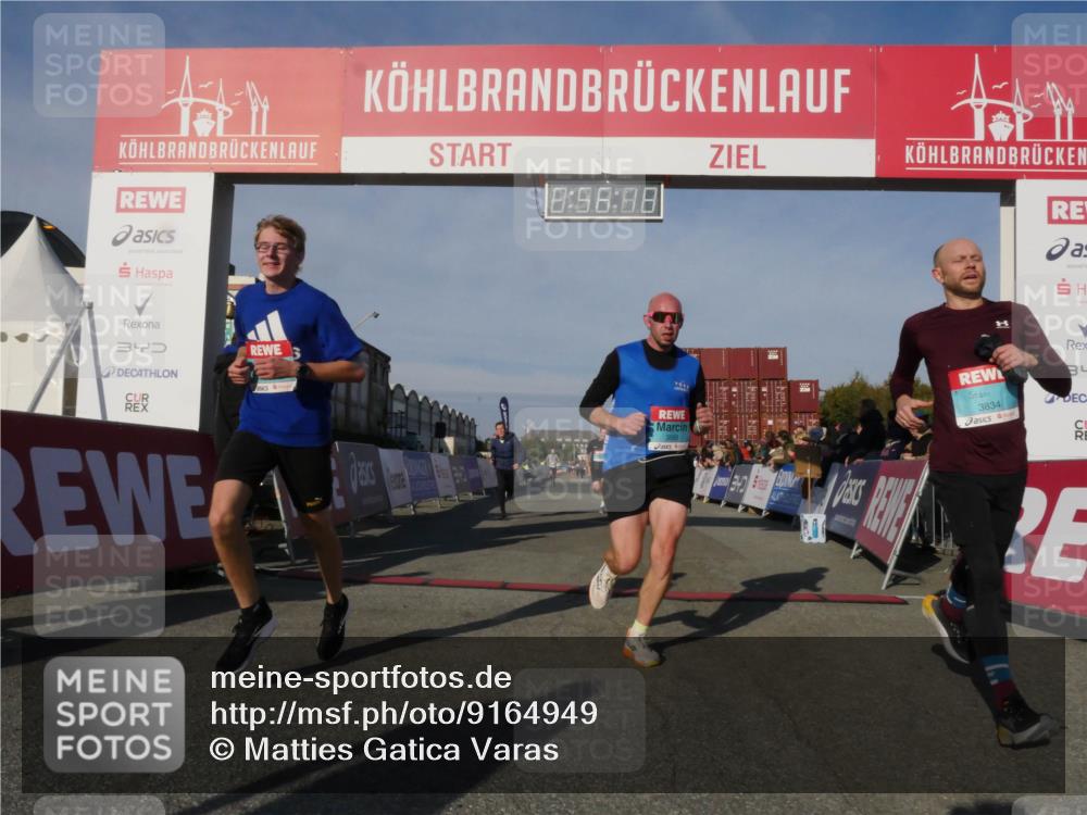 03.10.2025 - Köhlbrandbrückenlauf Matties Gatica Varas http://msf.ph/oto/9164949 03.10.2025 09:56:20 Ziel 1069, 3183, 3337 meine-sportfotos.de