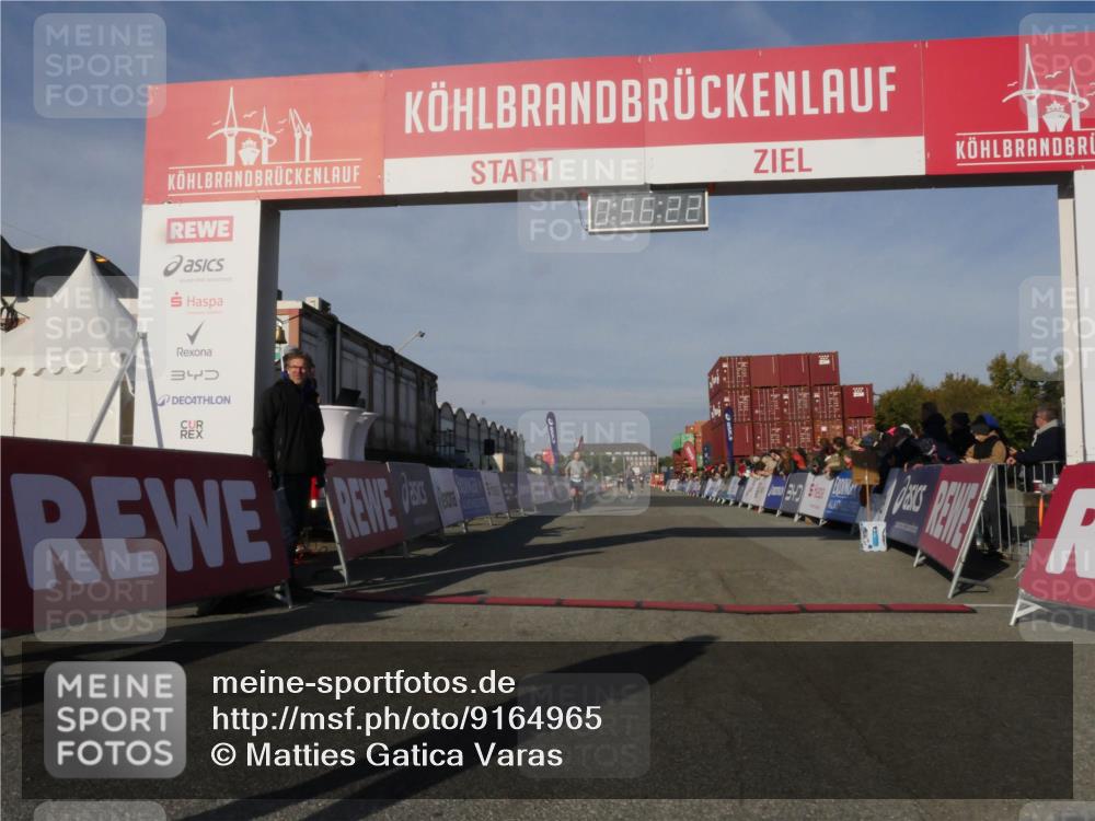 03.10.2025 - Köhlbrandbrückenlauf Matties Gatica Varas http://msf.ph/oto/9164965 03.10.2025 09:56:24 Ziel 1069, 1421, 3354 meine-sportfotos.de