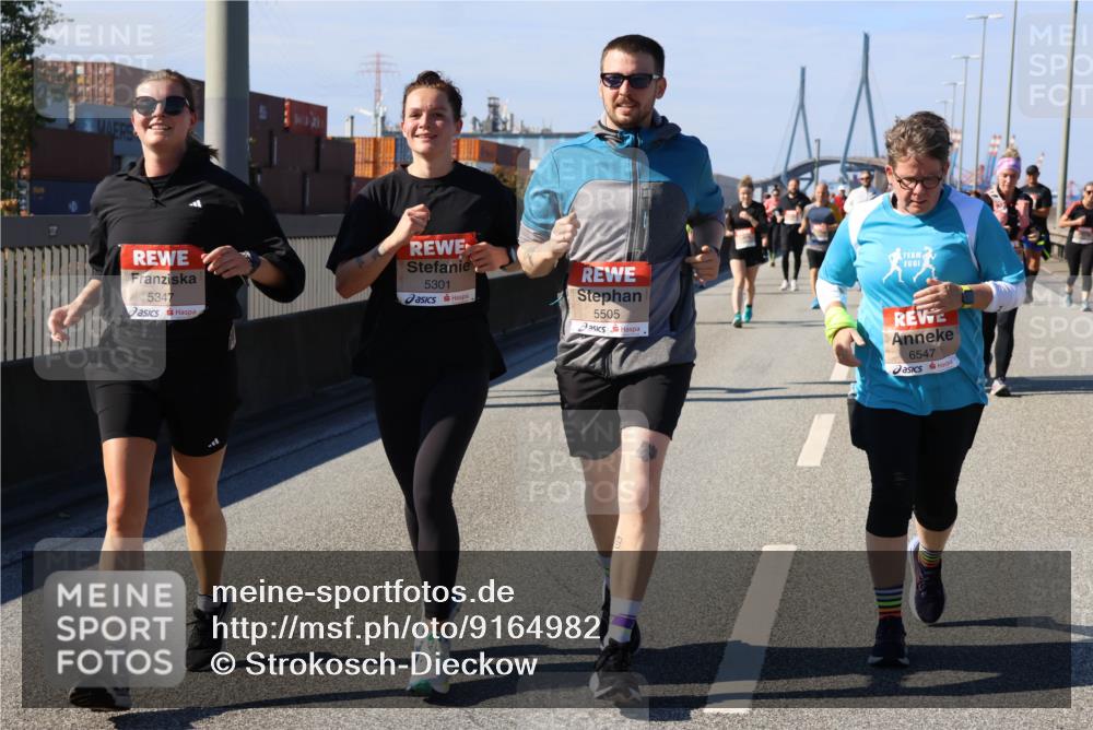 03.10.2025 - Köhlbrandbrückenlauf Strokosch-Dieckow http://msf.ph/oto/9164982 03.10.2025 13:12:14 Position 3 5347, 5301, 5505, 6547 meine-sportfotos.de