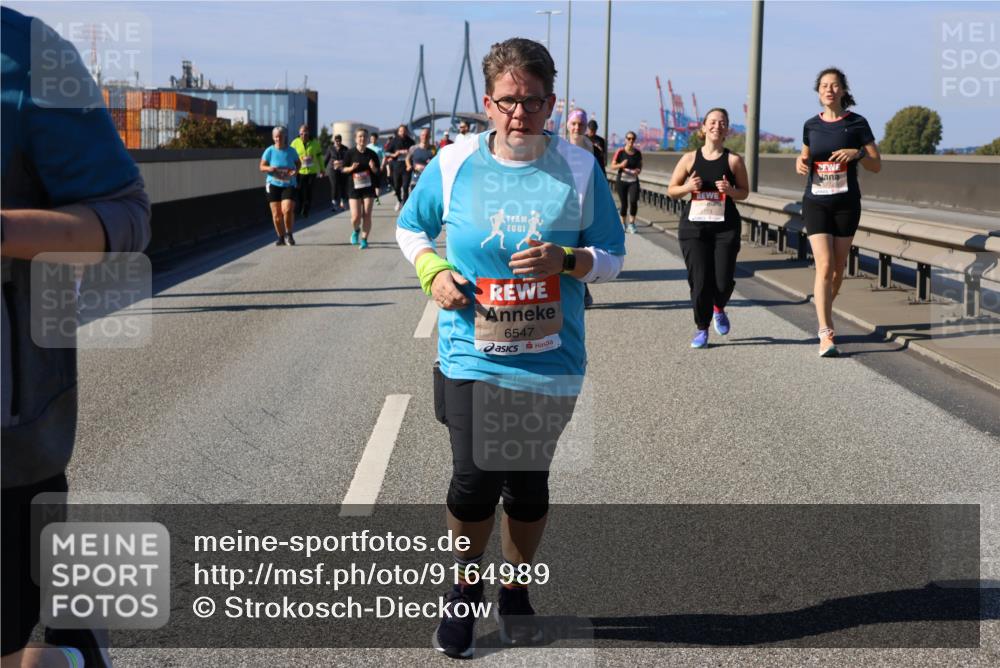 03.10.2025 - Köhlbrandbrückenlauf Strokosch-Dieckow http://msf.ph/oto/9164989 03.10.2025 13:12:15 Position 3 6547 meine-sportfotos.de