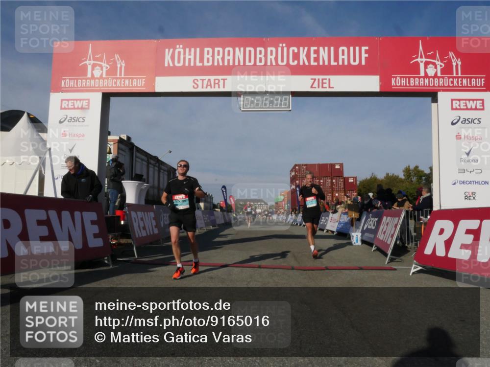 03.10.2025 - Köhlbrandbrückenlauf Matties Gatica Varas http://msf.ph/oto/9165016 03.10.2025 09:56:40 Ziel 1023, 1103, 1150, 1261, 1703, 3402, 3544, 3763 meine-sportfotos.de