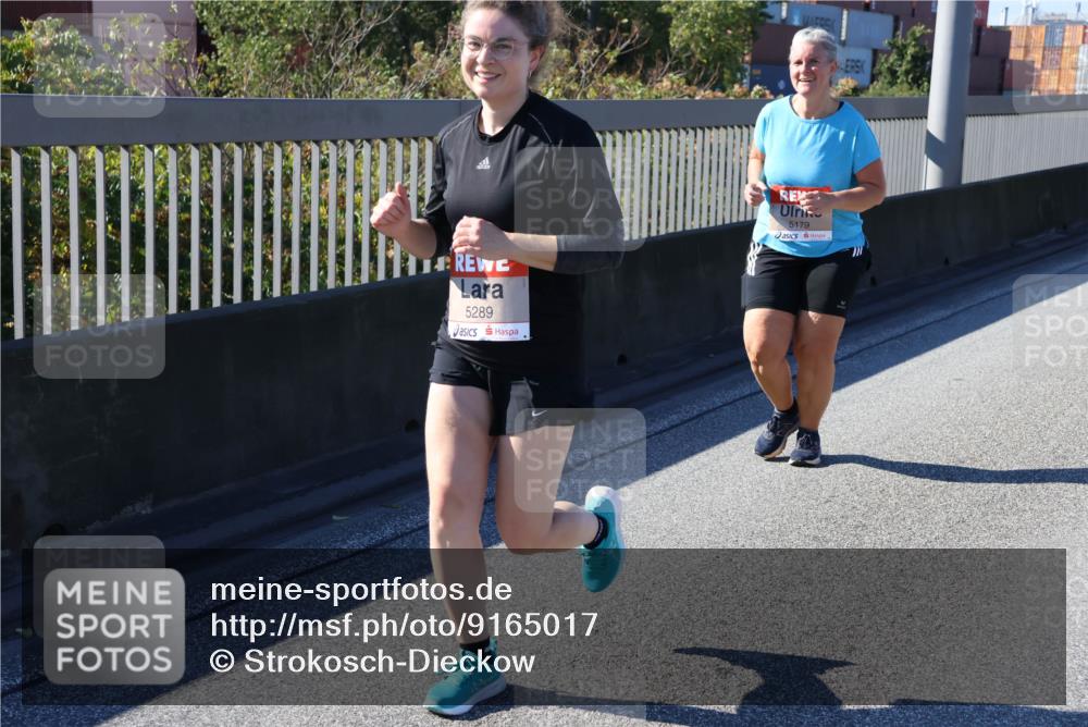 03.10.2025 - Köhlbrandbrückenlauf Strokosch-Dieckow http://msf.ph/oto/9165017 03.10.2025 13:12:23 Position 3 5289, 5179 meine-sportfotos.de