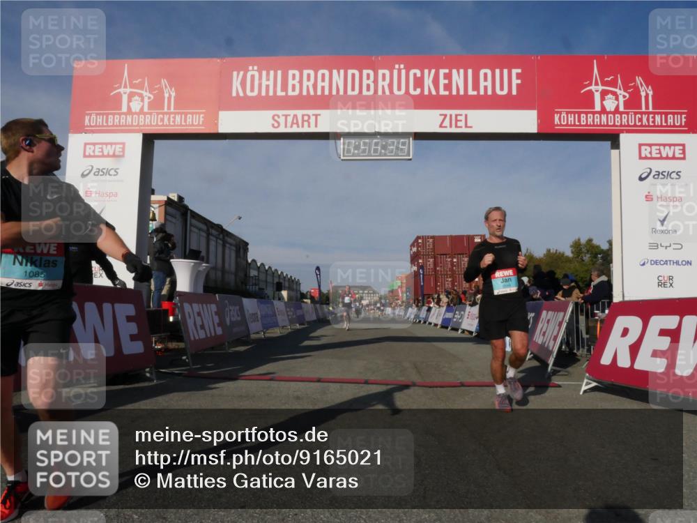 03.10.2025 - Köhlbrandbrückenlauf Matties Gatica Varas http://msf.ph/oto/9165021 03.10.2025 09:56:40 Ziel 1023, 1103, 1150, 1261, 1703, 3402, 3544, 3763 meine-sportfotos.de