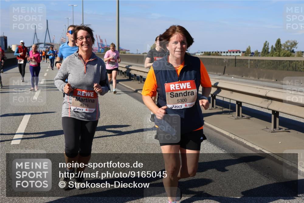 03.10.2025 - Köhlbrandbrückenlauf Strokosch-Dieckow http://msf.ph/oto/9165045 03.10.2025 13:12:29 Position 3 4919, 5300 meine-sportfotos.de