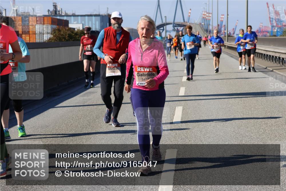 03.10.2025 - Köhlbrandbrückenlauf Strokosch-Dieckow http://msf.ph/oto/9165047 03.10.2025 13:12:32 Position 3 5057, 5412 meine-sportfotos.de