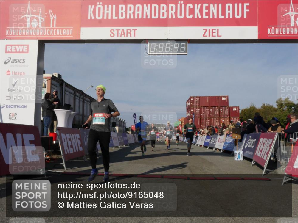 03.10.2025 - Köhlbrandbrückenlauf Matties Gatica Varas http://msf.ph/oto/9165048 03.10.2025 09:56:47 Ziel 1023, 1050, 1065, 1103, 1150, 1261, 1703, 3491, 3531, 3763 meine-sportfotos.de
