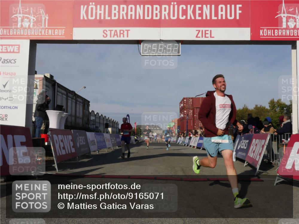 03.10.2025 - Köhlbrandbrückenlauf Matties Gatica Varas http://msf.ph/oto/9165071 03.10.2025 09:56:54 Ziel 1050, 1068, 1086, 1275, 2844, 2955, 3491, 3531 meine-sportfotos.de