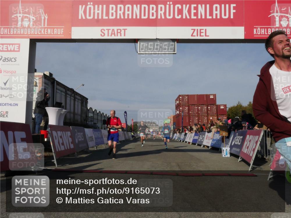 03.10.2025 - Köhlbrandbrückenlauf Matties Gatica Varas http://msf.ph/oto/9165073 03.10.2025 09:56:54 Ziel 1050, 1068, 1086, 1275, 2844, 2955, 3491, 3531 meine-sportfotos.de