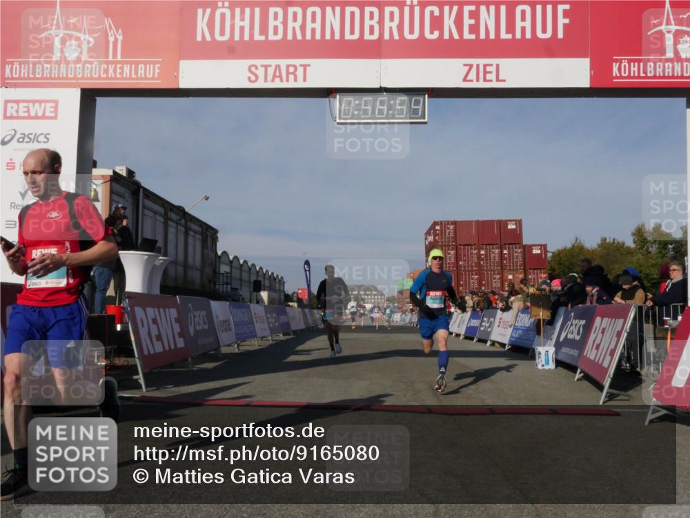 03.10.2025 - Köhlbrandbrückenlauf Matties Gatica Varas http://msf.ph/oto/9165080 03.10.2025 09:56:56 Ziel 1050, 1068, 1086, 1196, 1275, 1550, 2844, 2955, 3531 meine-sportfotos.de