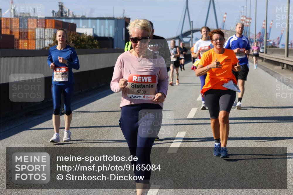 03.10.2025 - Köhlbrandbrückenlauf Strokosch-Dieckow http://msf.ph/oto/9165084 03.10.2025 13:12:48 Position 3 6290, 5238 meine-sportfotos.de