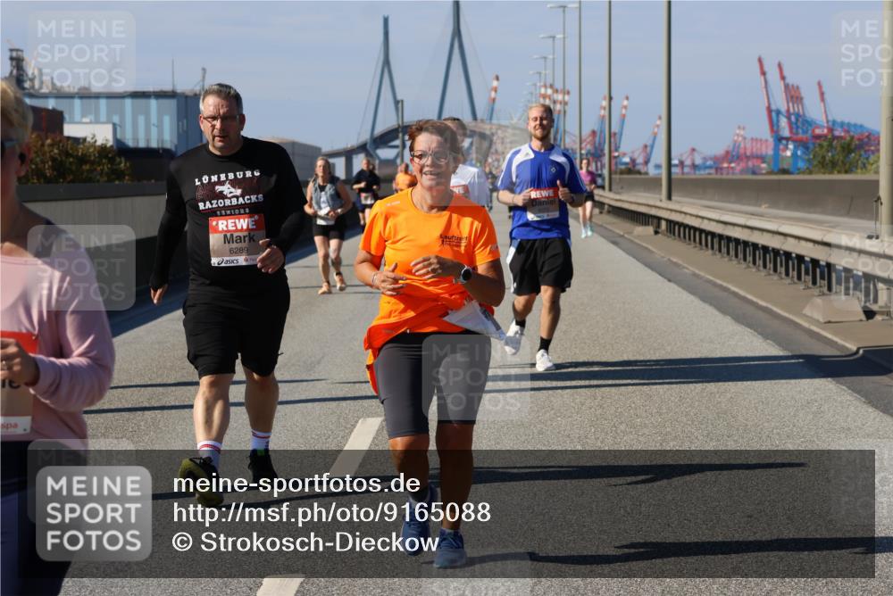 03.10.2025 - Köhlbrandbrückenlauf Strokosch-Dieckow http://msf.ph/oto/9165088 03.10.2025 13:12:49 Position 3 6289 meine-sportfotos.de