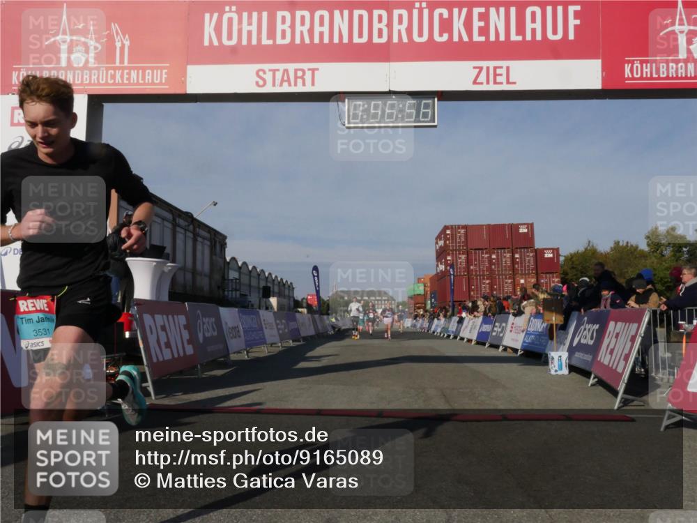 03.10.2025 - Köhlbrandbrückenlauf Matties Gatica Varas http://msf.ph/oto/9165089 03.10.2025 09:56:58 Ziel 1068, 1086, 1196, 1275, 1550, 2844, 2955, 3270 meine-sportfotos.de