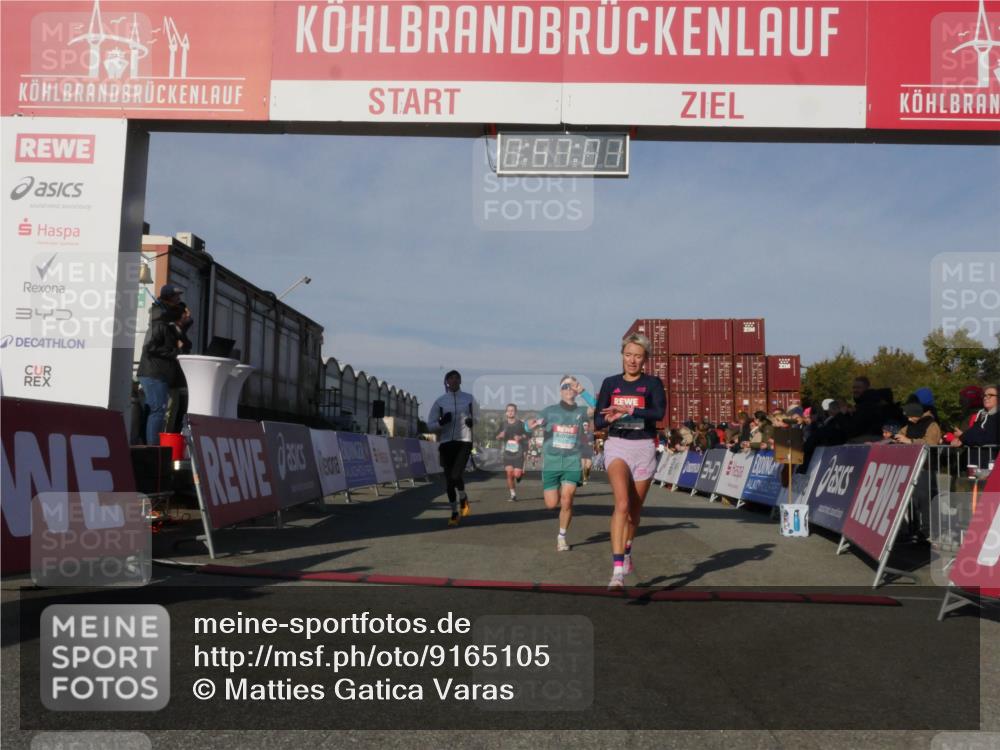 03.10.2025 - Köhlbrandbrückenlauf Matties Gatica Varas http://msf.ph/oto/9165105 03.10.2025 09:57:03 Ziel 1068, 1196, 1275, 1550, 2844, 2955, 3205, 3270, 3414 meine-sportfotos.de