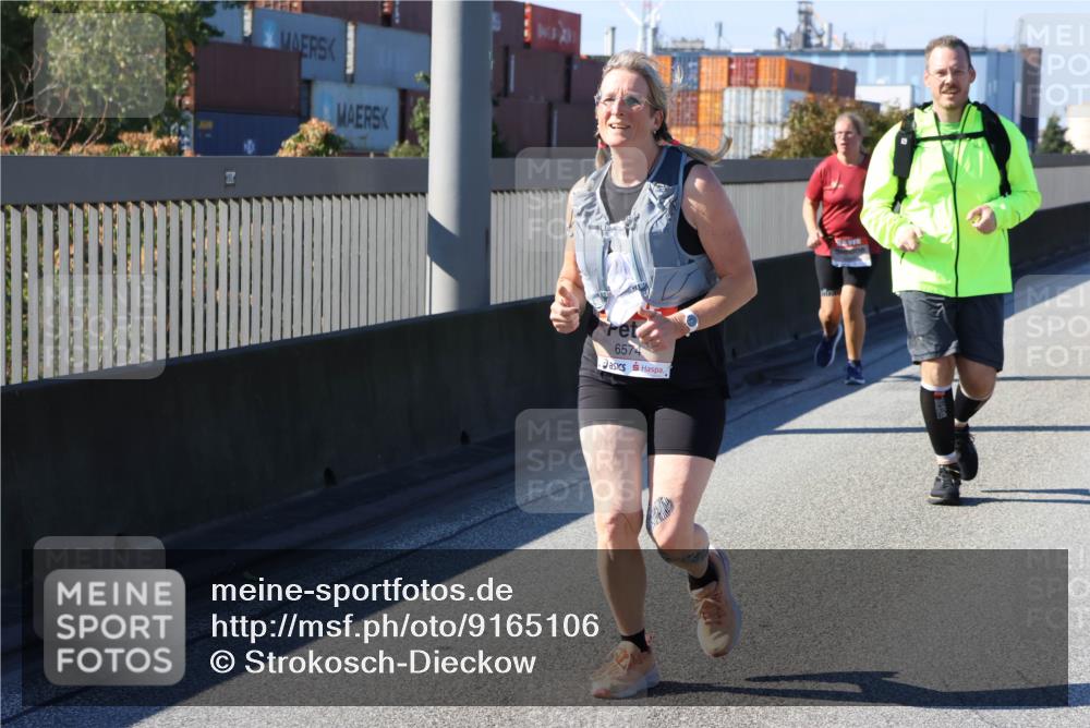 03.10.2025 - Köhlbrandbrückenlauf Strokosch-Dieckow http://msf.ph/oto/9165106 03.10.2025 13:12:58 Position 3 6574 meine-sportfotos.de