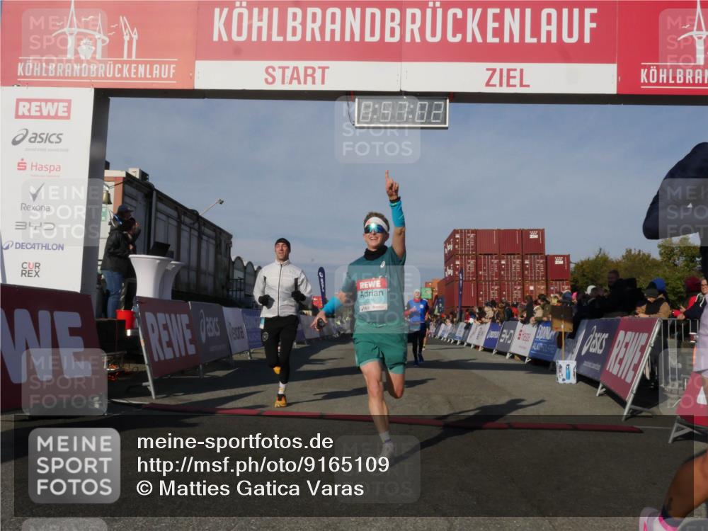 03.10.2025 - Köhlbrandbrückenlauf Matties Gatica Varas http://msf.ph/oto/9165109 03.10.2025 09:57:04 Ziel 1068, 1196, 1550, 2844, 2955, 3205, 3270, 3414 meine-sportfotos.de