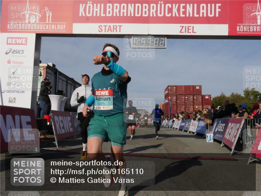 03.10.2025 - Köhlbrandbrückenlauf Matties Gatica Varas http://msf.ph/oto/9165110 03.10.2025 09:57:04 Ziel 1068, 1196, 1550, 2844, 2955, 3205, 3270, 3414 meine-sportfotos.de