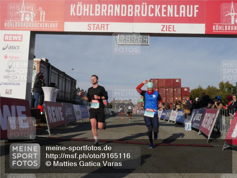 03.10.2025 - Köhlbrandbrückenlauf Matties Gatica Varas http://msf.ph/oto/9165116 03.10.2025 09:57:06 Ziel 1196, 1258, 1550, 3205, 3270, 3414 meine-sportfotos.de