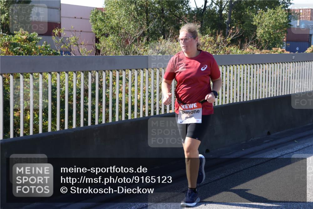 03.10.2025 - Köhlbrandbrückenlauf Strokosch-Dieckow http://msf.ph/oto/9165123 03.10.2025 13:13:04 Position 3 648 meine-sportfotos.de