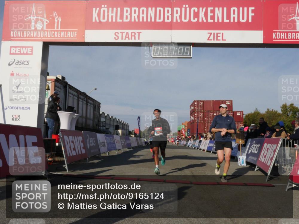 03.10.2025 - Köhlbrandbrückenlauf Matties Gatica Varas http://msf.ph/oto/9165124 03.10.2025 09:57:07 Ziel 1090, 1196, 1258, 1550, 3205, 3270, 3414 meine-sportfotos.de