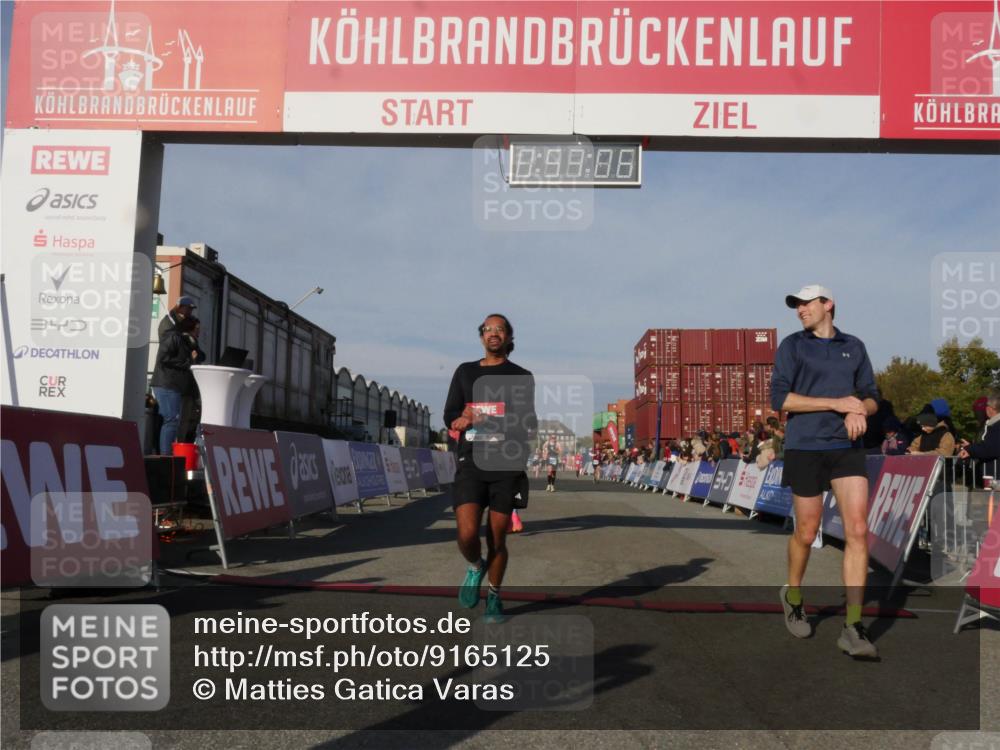 03.10.2025 - Köhlbrandbrückenlauf Matties Gatica Varas http://msf.ph/oto/9165125 03.10.2025 09:57:08 Ziel 1090, 1196, 1258, 1550, 3205, 3270, 3414 meine-sportfotos.de