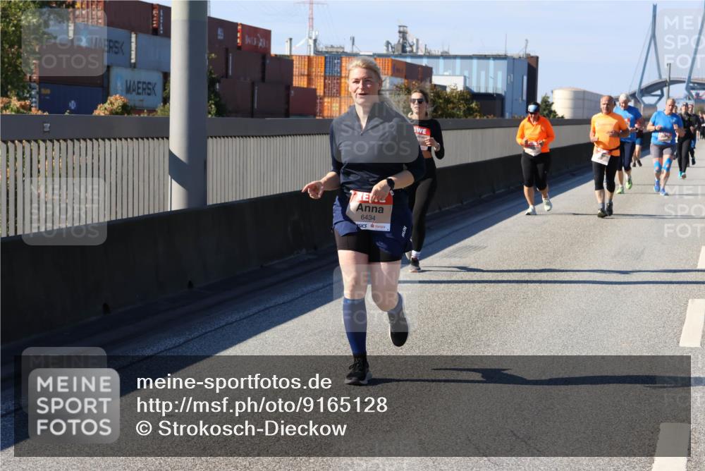 03.10.2025 - Köhlbrandbrückenlauf Strokosch-Dieckow http://msf.ph/oto/9165128 03.10.2025 13:13:05 Position 3 6434 meine-sportfotos.de