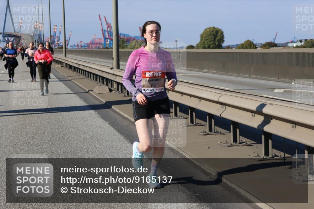 03.10.2025 - Köhlbrandbrückenlauf Strokosch-Dieckow http://msf.ph/oto/9165137 03.10.2025 13:13:09 Position 3 4997 meine-sportfotos.de