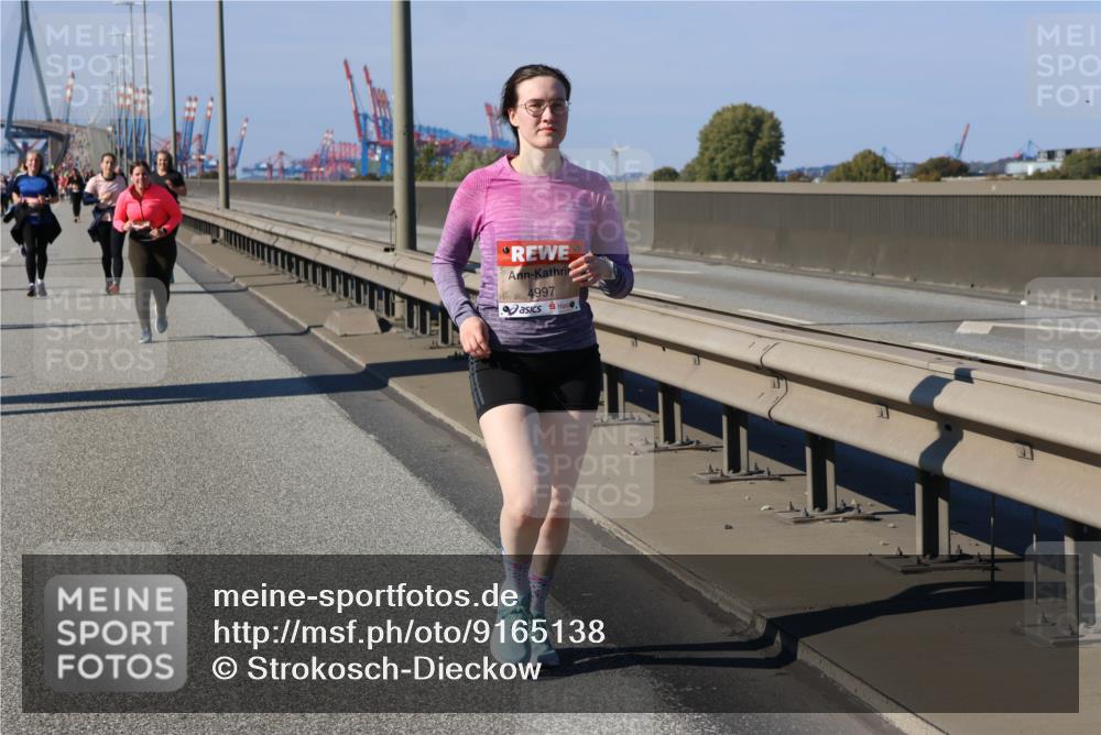 03.10.2025 - Köhlbrandbrückenlauf Strokosch-Dieckow http://msf.ph/oto/9165138 03.10.2025 13:13:09 Position 3 4997 meine-sportfotos.de