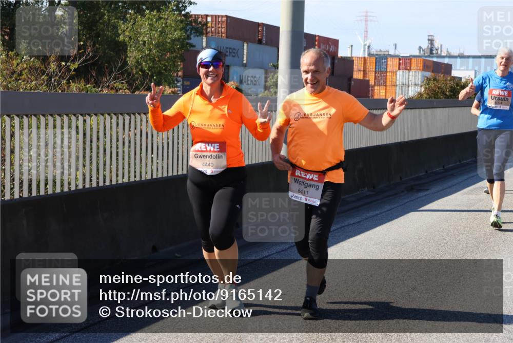 03.10.2025 - Köhlbrandbrückenlauf Strokosch-Dieckow http://msf.ph/oto/9165142 03.10.2025 13:13:13 Position 3 560, 4440, 6411 meine-sportfotos.de