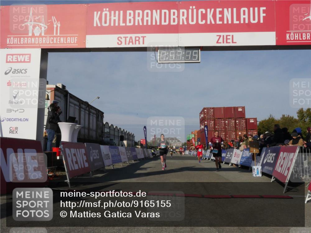 03.10.2025 - Köhlbrandbrückenlauf Matties Gatica Varas http://msf.ph/oto/9165155 03.10.2025 09:57:17 Ziel 1090, 1101, 1180, 1258, 2708, 2760, 3518, 3705 meine-sportfotos.de
