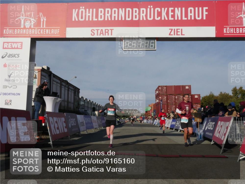 03.10.2025 - Köhlbrandbrückenlauf Matties Gatica Varas http://msf.ph/oto/9165160 03.10.2025 09:57:18 Ziel 1090, 1101, 1180, 1258, 2708, 2760, 3518, 3705 meine-sportfotos.de