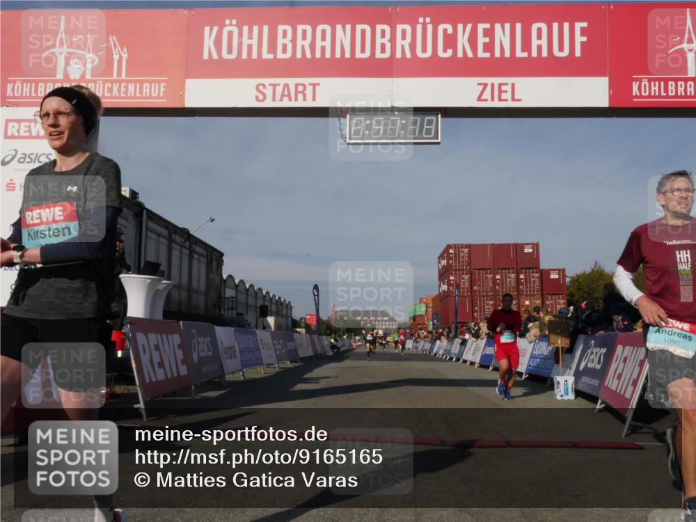 03.10.2025 - Köhlbrandbrückenlauf Matties Gatica Varas http://msf.ph/oto/9165165 03.10.2025 09:57:20 Ziel 1010, 1101, 1180, 2708, 2760, 3518, 3705 meine-sportfotos.de