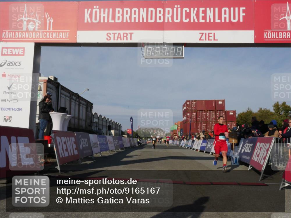 03.10.2025 - Köhlbrandbrückenlauf Matties Gatica Varas http://msf.ph/oto/9165167 03.10.2025 09:57:20 Ziel 1010, 1101, 1180, 2708, 2760, 3518, 3705 meine-sportfotos.de