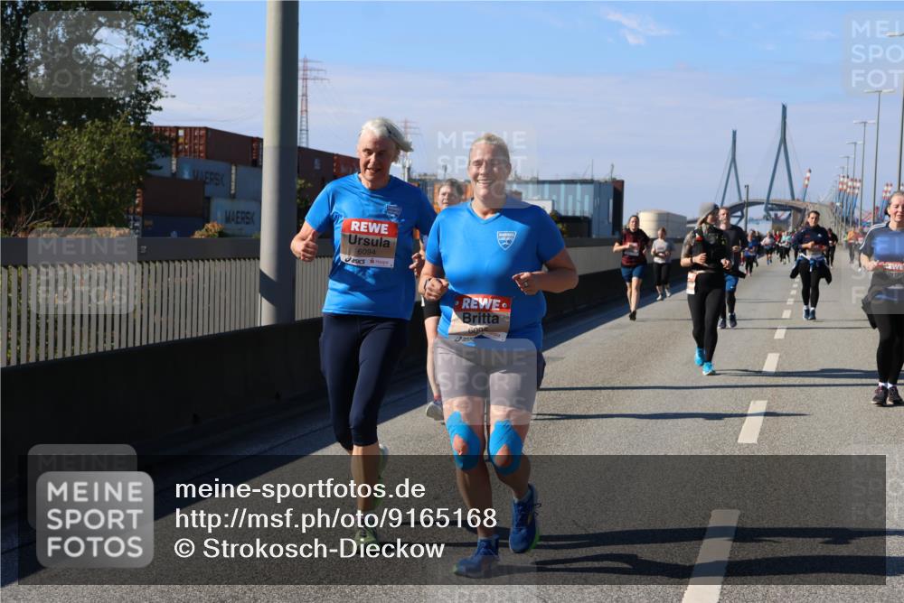 03.10.2025 - Köhlbrandbrückenlauf Strokosch-Dieckow http://msf.ph/oto/9165168 03.10.2025 13:13:16 Position 3 6094, 609 meine-sportfotos.de