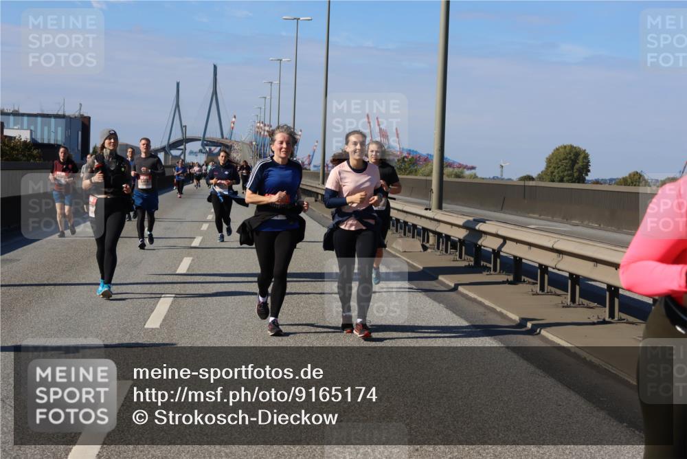 03.10.2025 - Köhlbrandbrückenlauf Strokosch-Dieckow http://msf.ph/oto/9165174 03.10.2025 13:13:17 Position 3  meine-sportfotos.de