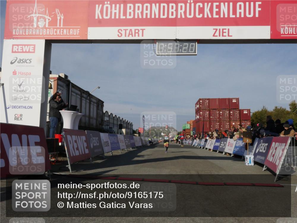03.10.2025 - Köhlbrandbrückenlauf Matties Gatica Varas http://msf.ph/oto/9165175 03.10.2025 09:57:22 Ziel 1010, 1101, 1180, 2708, 2760, 3518 meine-sportfotos.de