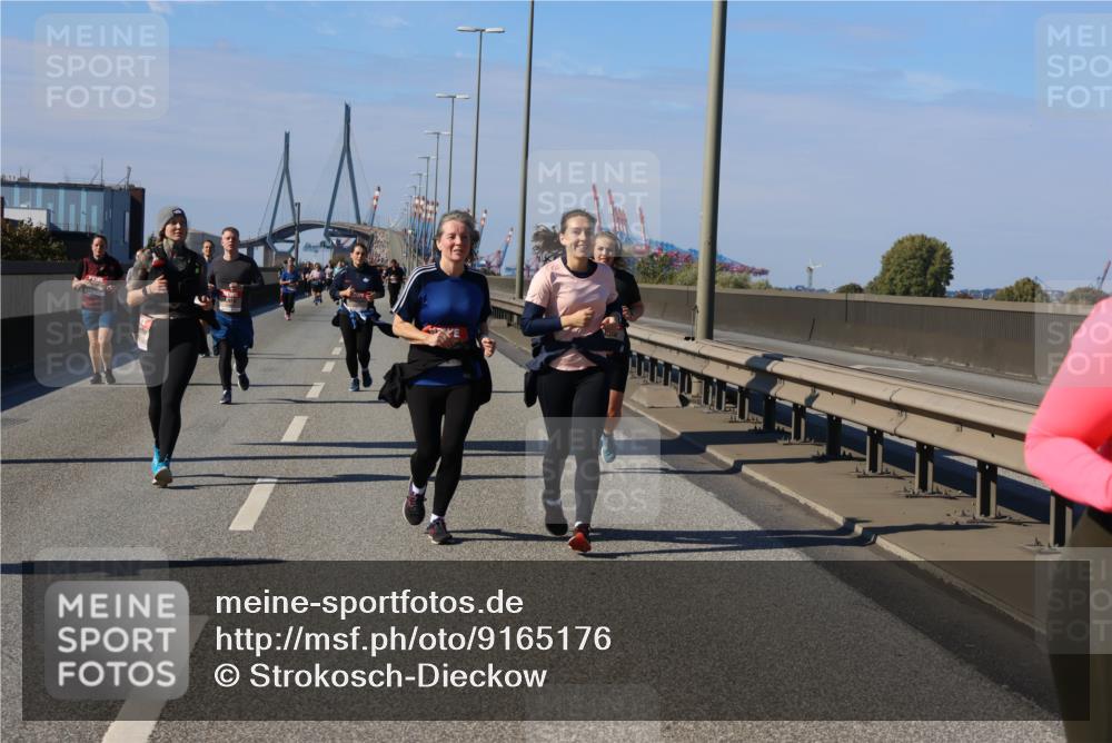 03.10.2025 - Köhlbrandbrückenlauf Strokosch-Dieckow http://msf.ph/oto/9165176 03.10.2025 13:13:17 Position 3  meine-sportfotos.de