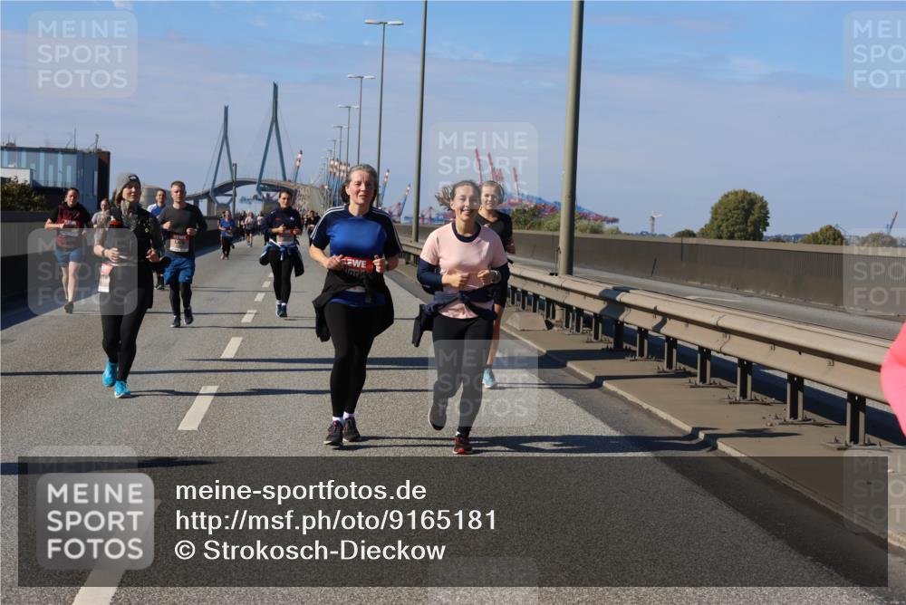 03.10.2025 - Köhlbrandbrückenlauf Strokosch-Dieckow http://msf.ph/oto/9165181 03.10.2025 13:13:17 Position 3  meine-sportfotos.de