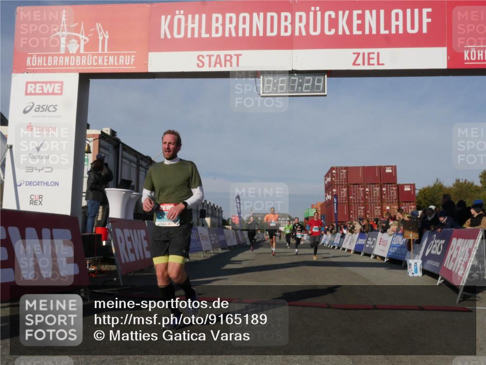 03.10.2025 - Köhlbrandbrückenlauf Matties Gatica Varas http://msf.ph/oto/9165189 03.10.2025 09:57:26 Ziel 1010, 1101, 2708, 2760, 2820, 3518, 3795 meine-sportfotos.de