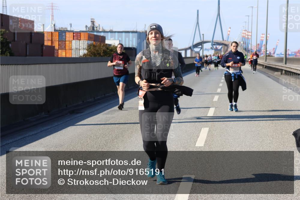 03.10.2025 - Köhlbrandbrückenlauf Strokosch-Dieckow http://msf.ph/oto/9165191 03.10.2025 13:13:20 Position 3  meine-sportfotos.de