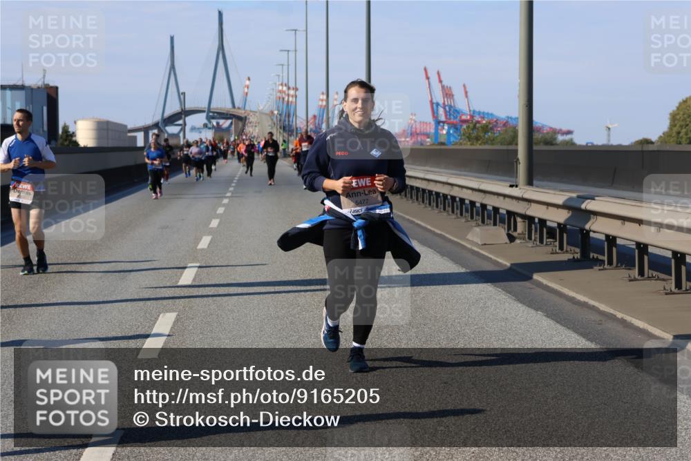 03.10.2025 - Köhlbrandbrückenlauf Strokosch-Dieckow http://msf.ph/oto/9165205 03.10.2025 13:13:23 Position 3 5477 meine-sportfotos.de