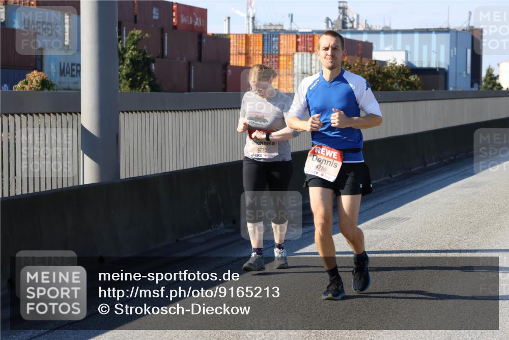 03.10.2025 - Köhlbrandbrückenlauf Strokosch-Dieckow http://msf.ph/oto/9165213 03.10.2025 13:13:26 Position 3 4775, 4755 meine-sportfotos.de