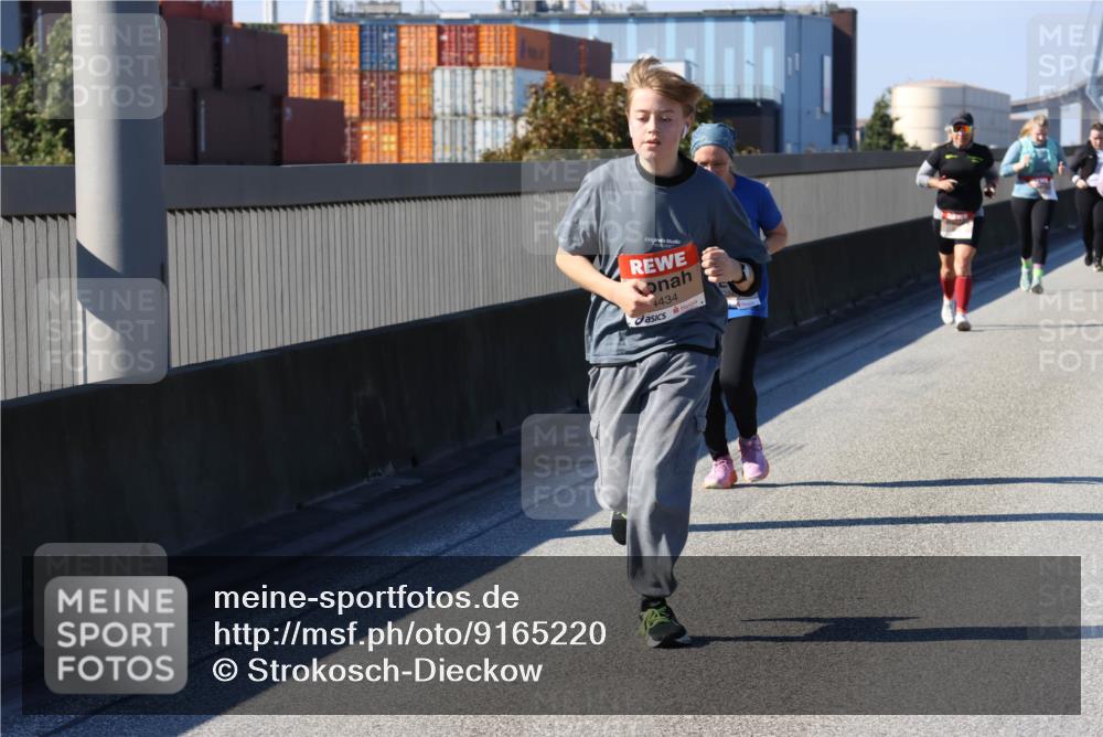 03.10.2025 - Köhlbrandbrückenlauf Strokosch-Dieckow http://msf.ph/oto/9165220 03.10.2025 13:13:36 Position 3 4434 meine-sportfotos.de